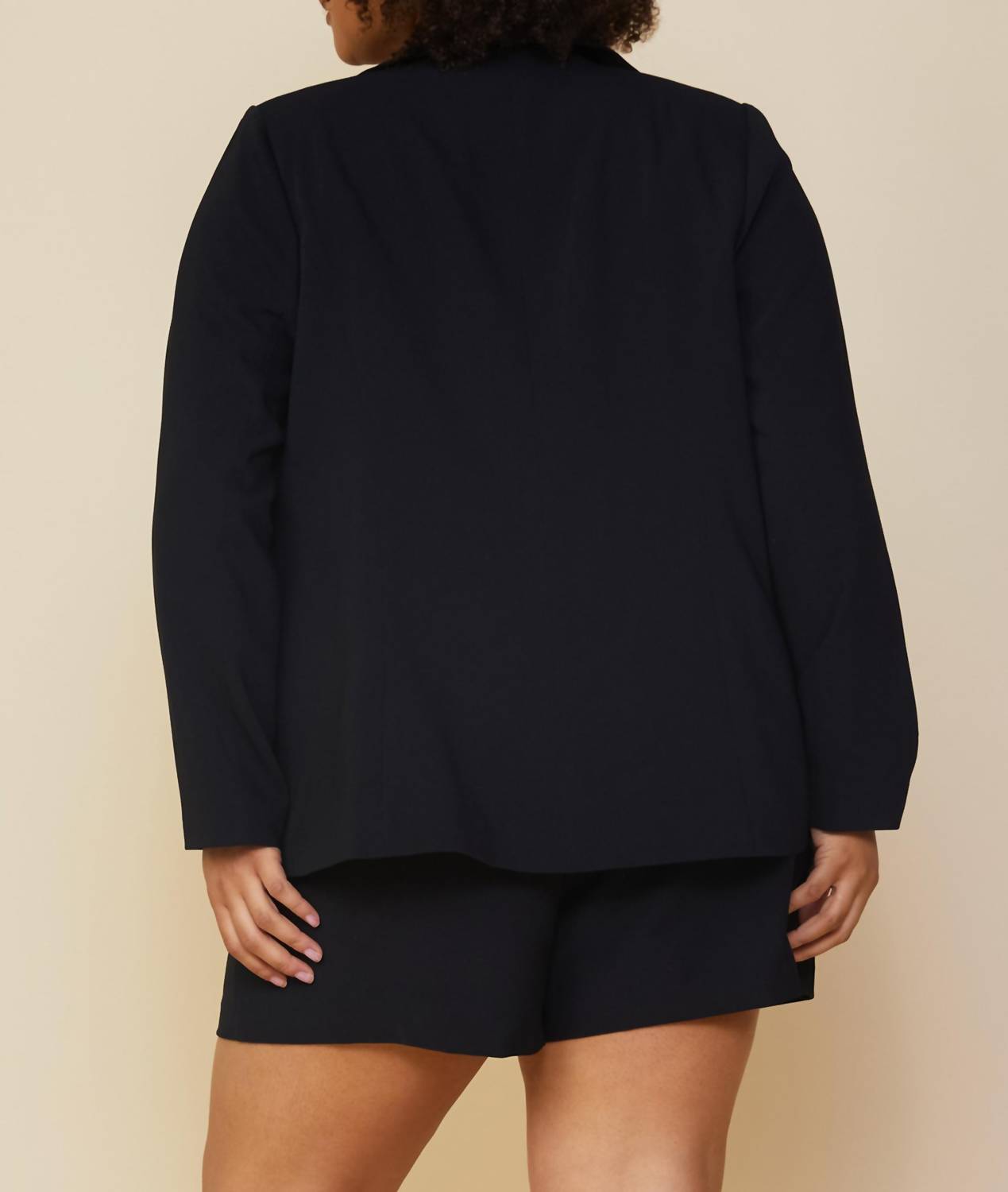 PLUS SIZE LONG SLEEVE OPEN BLAZER