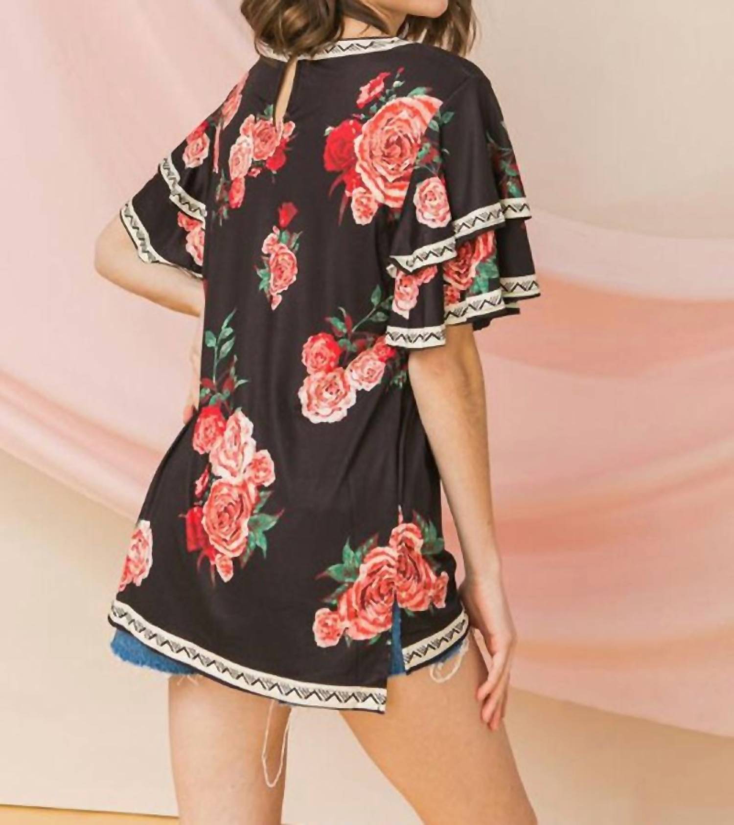 Flying Tomato - Tiered Ruffle Sleeve Floral Print Top