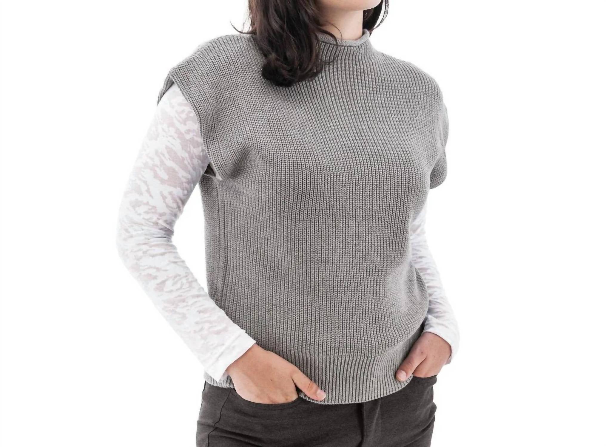Aventura - Pine Mock Neck Vest