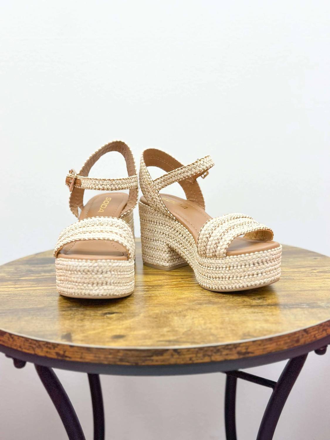Fortune Dynamic - Women's Raffia Block Heel Sandals