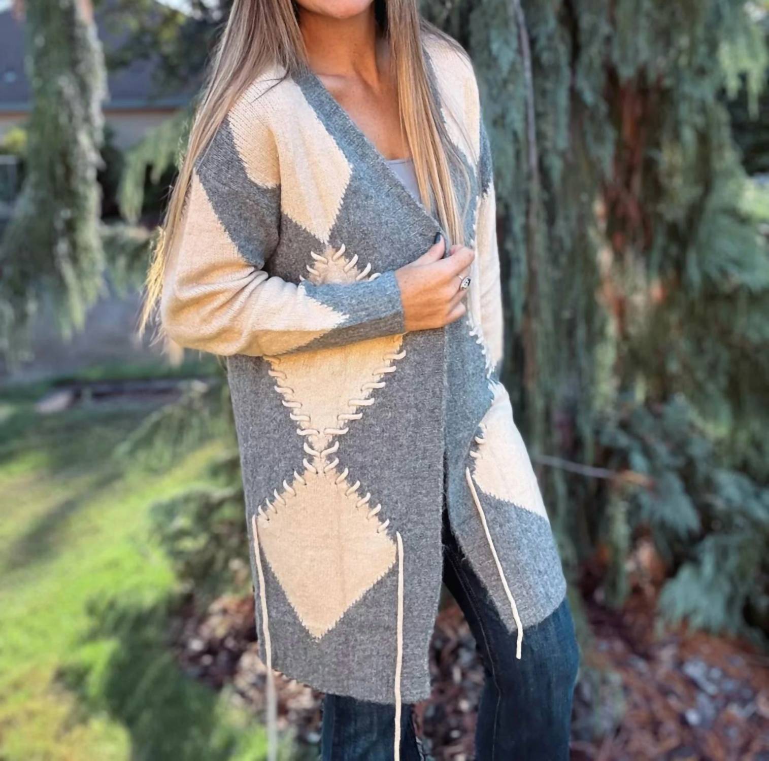 Adora - Diamond knit Cardigan