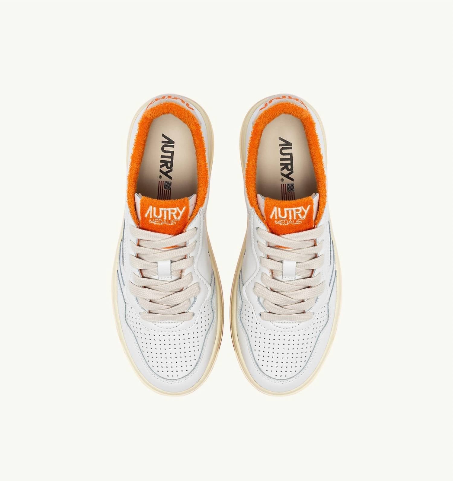 Autry - Women's Medalist Low Sneakers