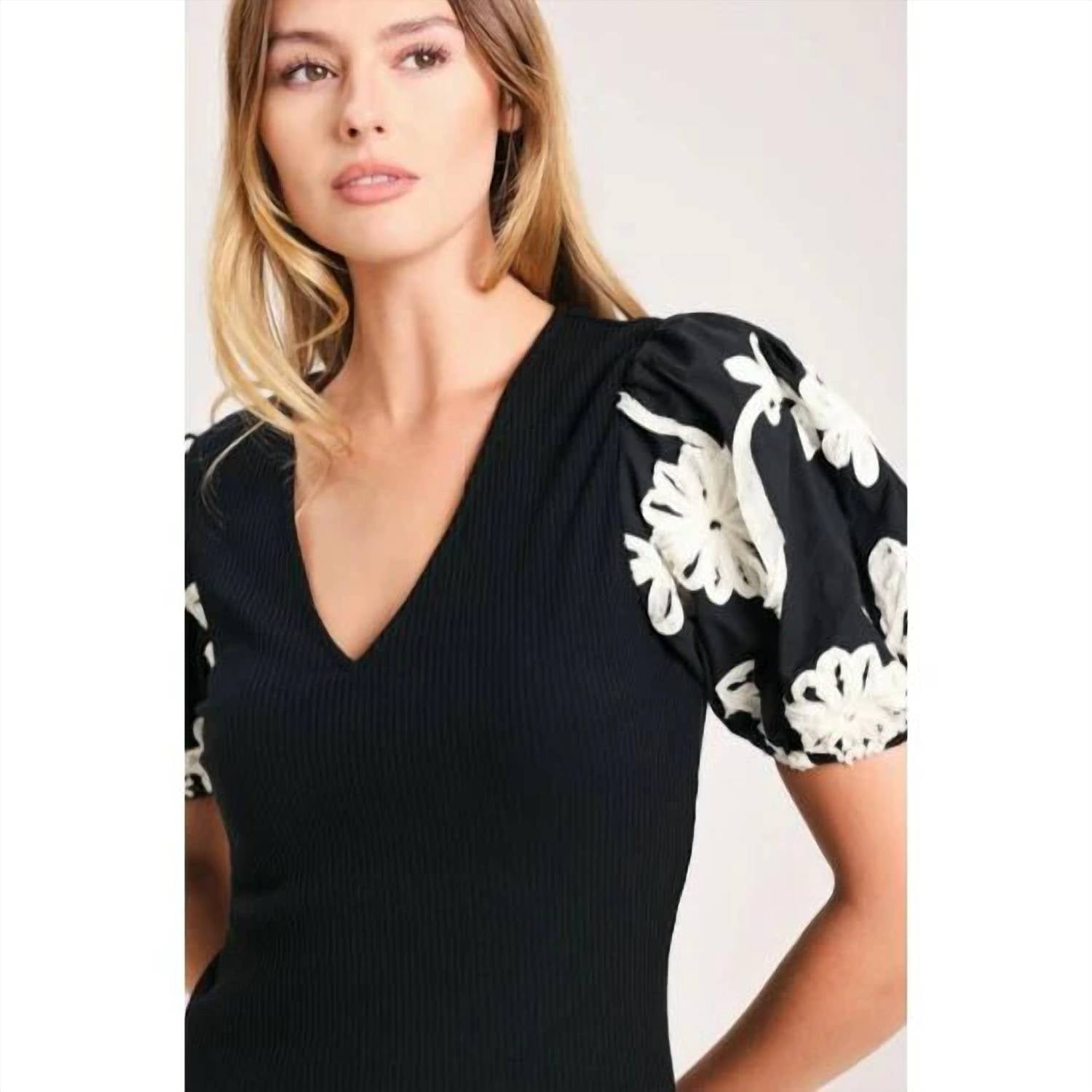Flying Tomato - Ribbed Top With Embroidered Puff Sleeves