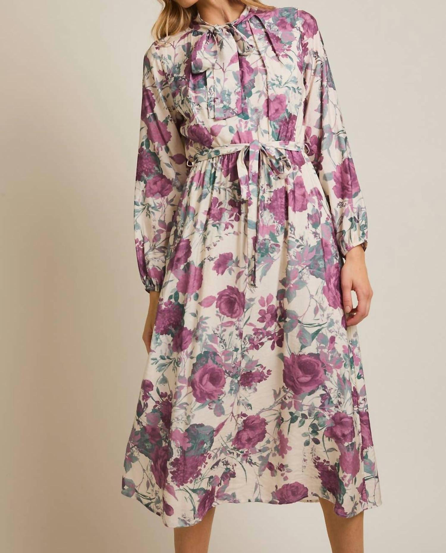 Gilli - Front Bow Tie Long Sleeve Print Midi Dress