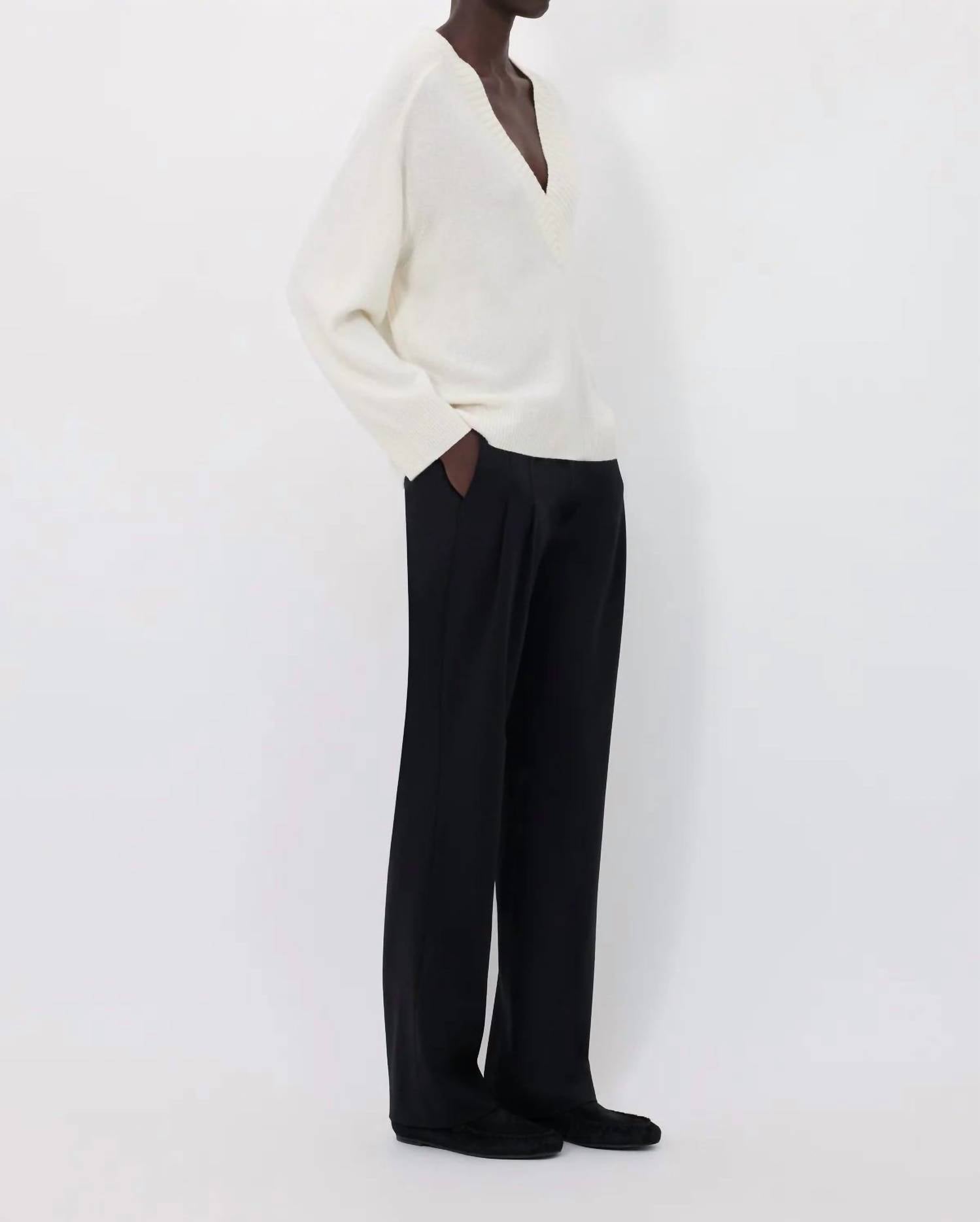 Loulou De Saison - Sage Cashmere V Neck Sweater