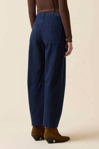 Le Jean - Utility Soft Barrel Mid Rise Jeans