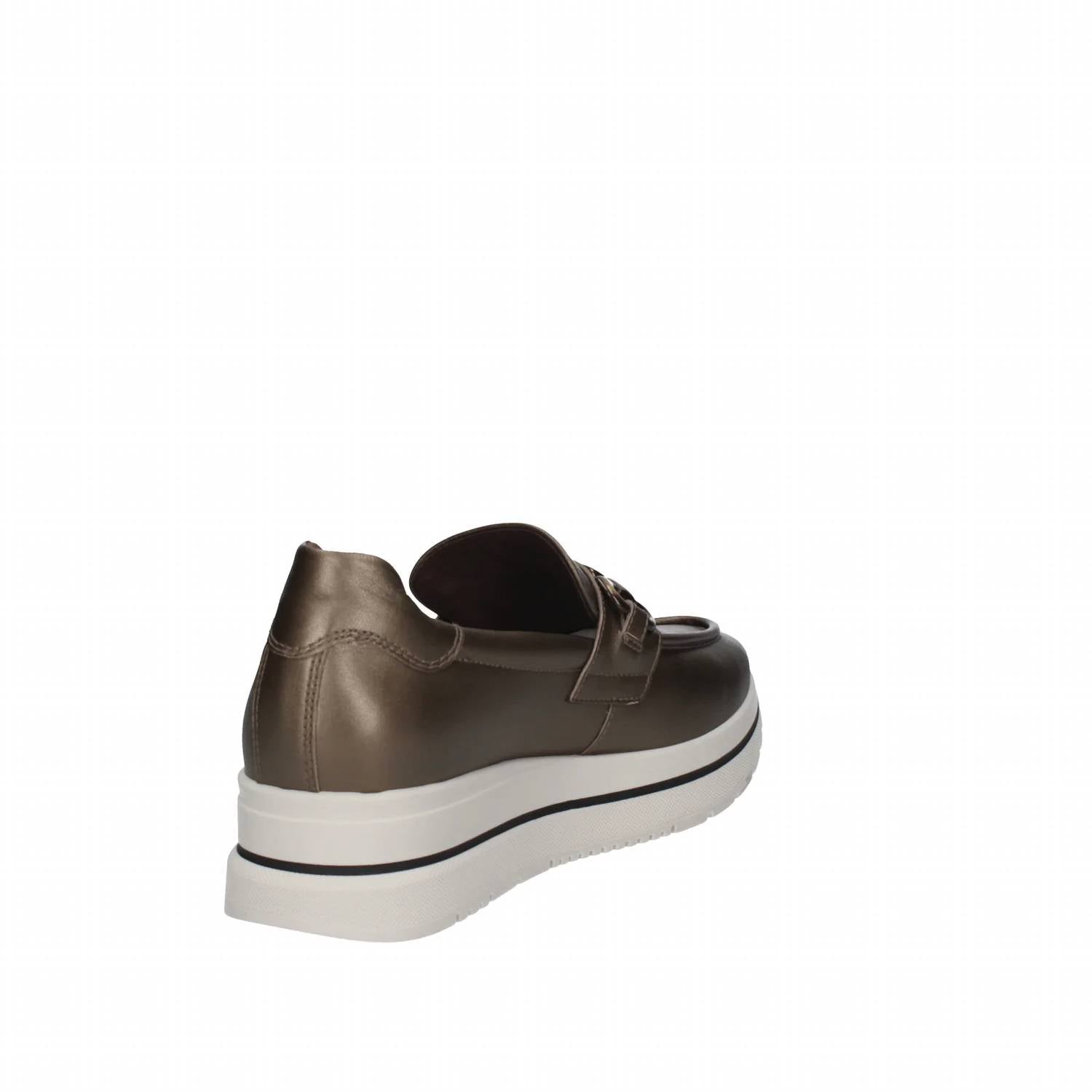 NeroGiardini Women's Bagoya Loafer in brown - women's flats - view 4