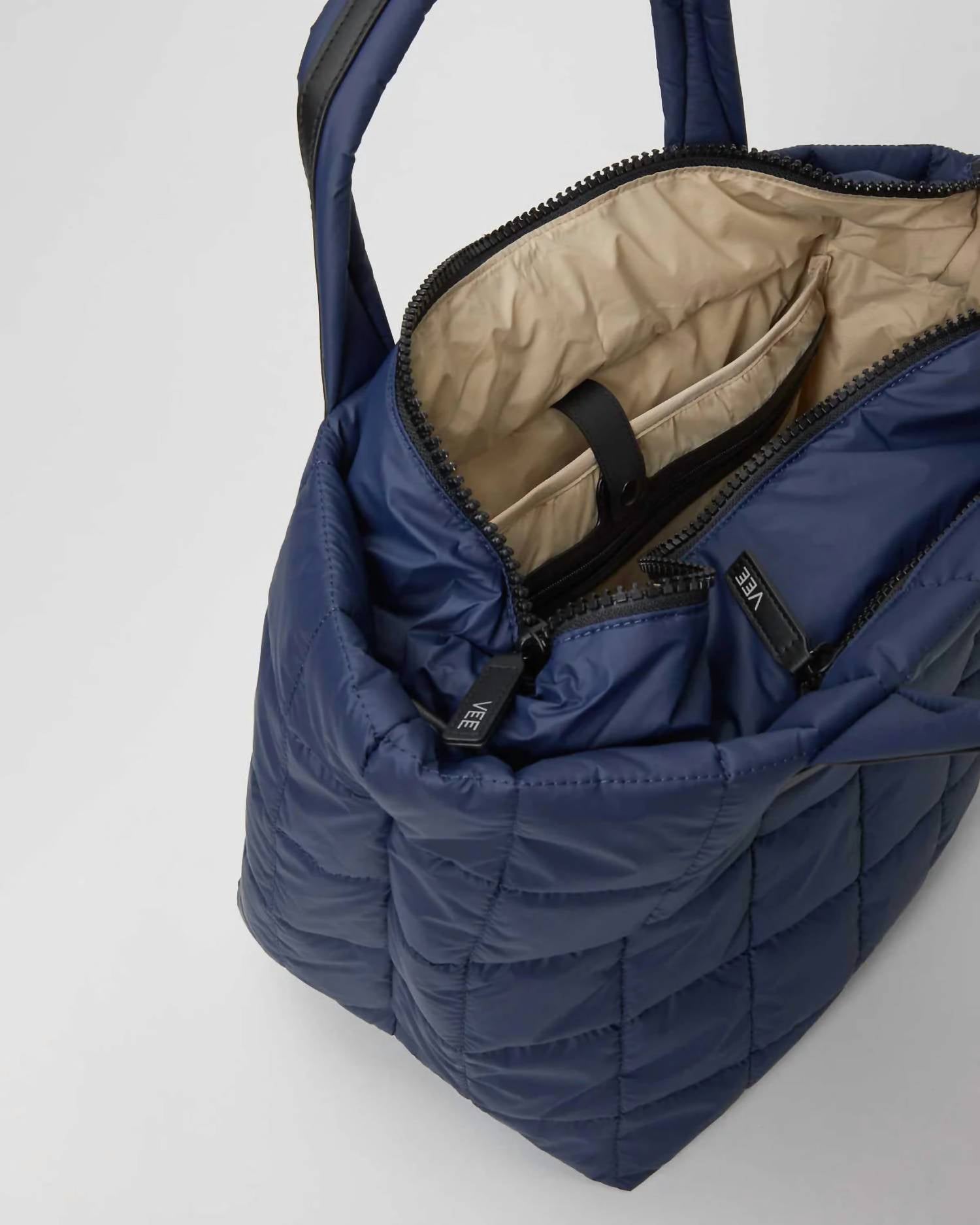 Vee Collective - Women's Porter Tote Medium Bag