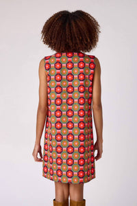 Crosby by Mollie Burch Zaire Sleeveless Shift Dress in mod daisy - women's dress - detail view