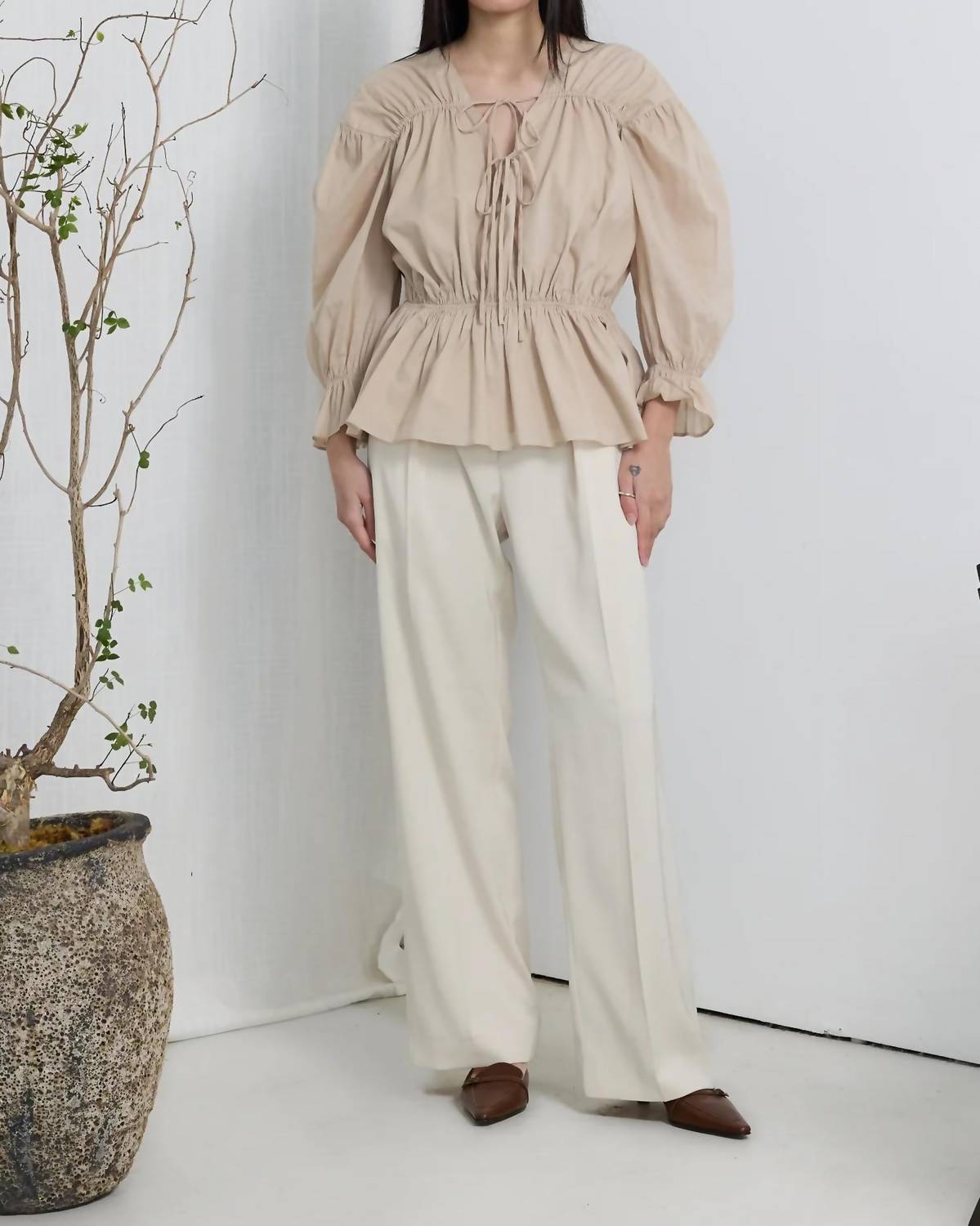 Mod Ref - Feminine Cotton Blouse