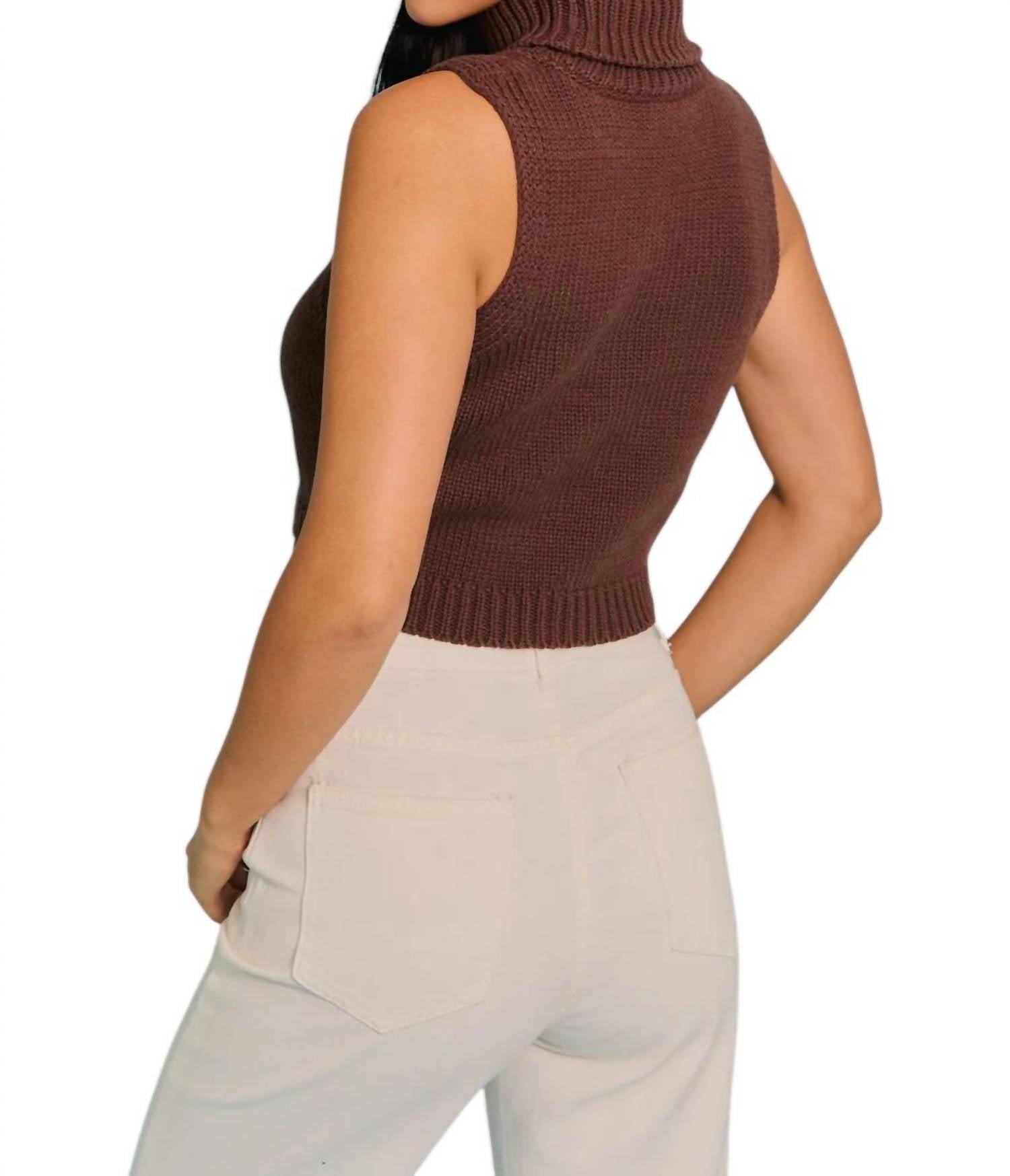 Le Lis - Comfort & Joy Knit Crop Top