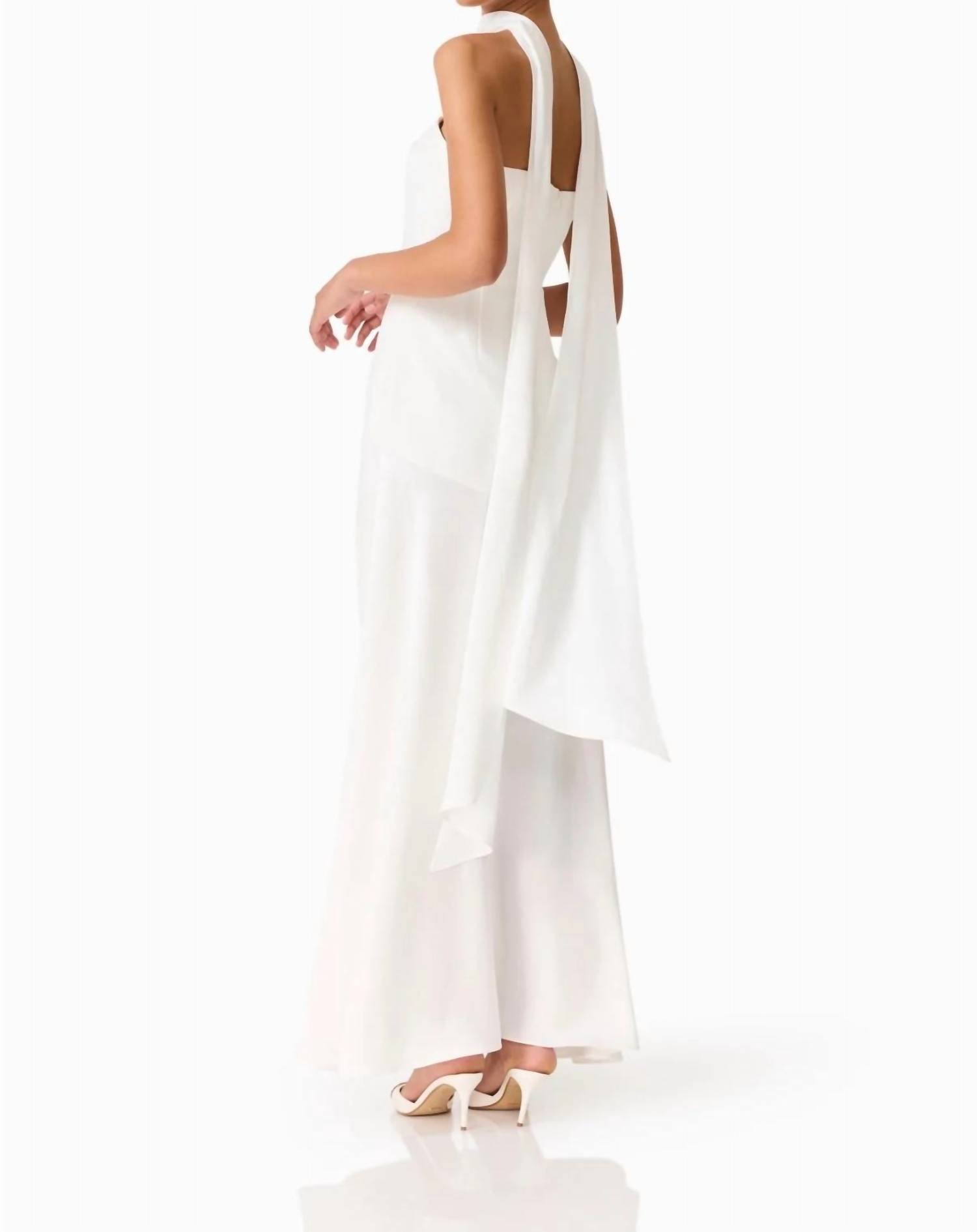 Elliatt - Noralyn Strapless Gown