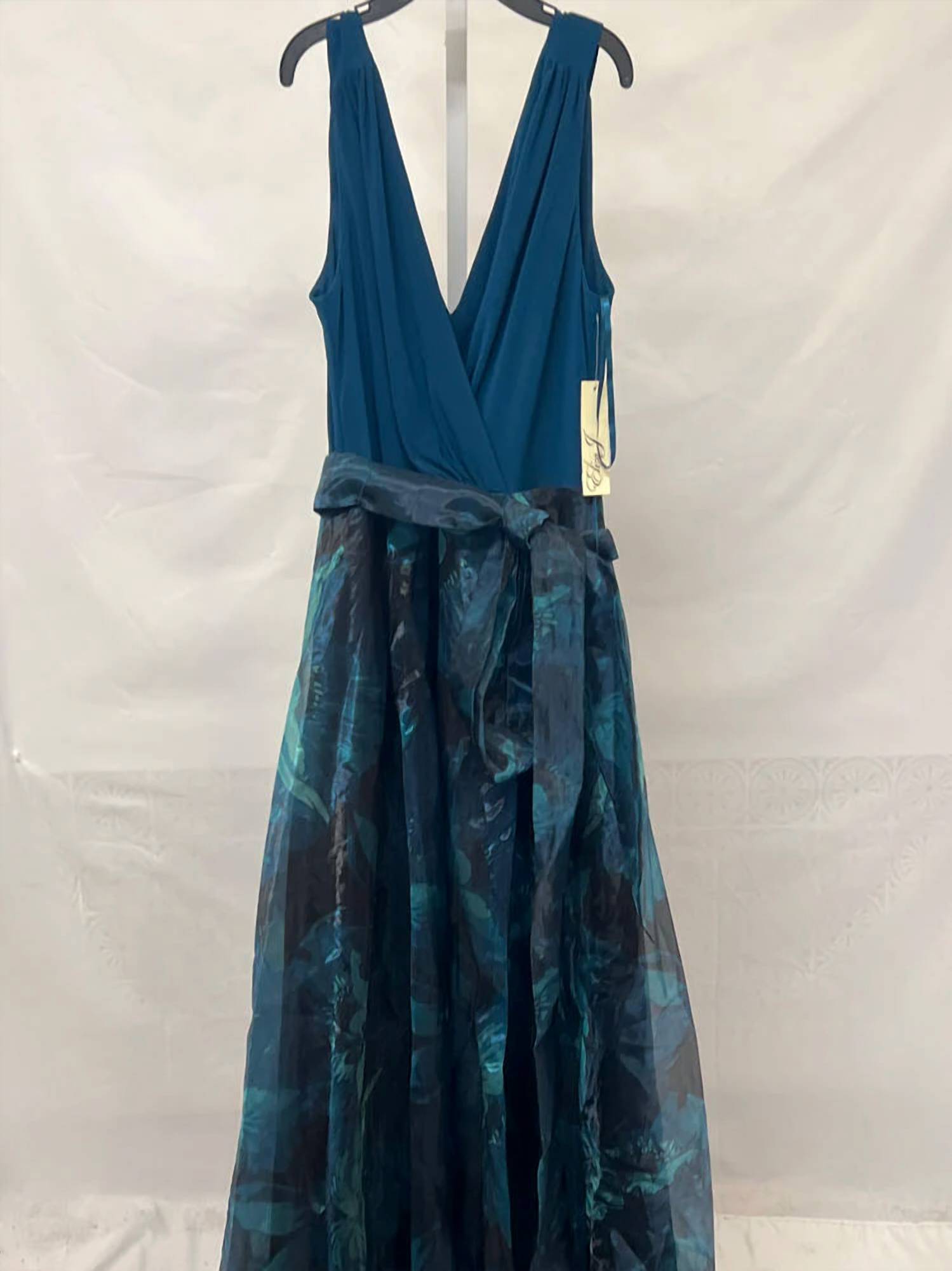 Eliza J - Organza-skirt Bow-waist Gown