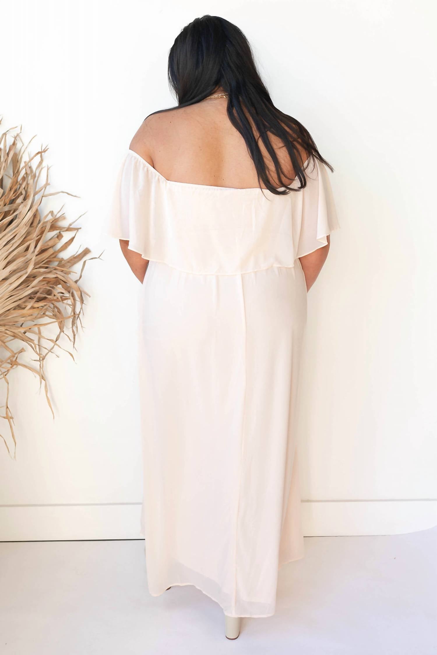 Soieblu - True Intentions Off Shoulder Maxi Dress