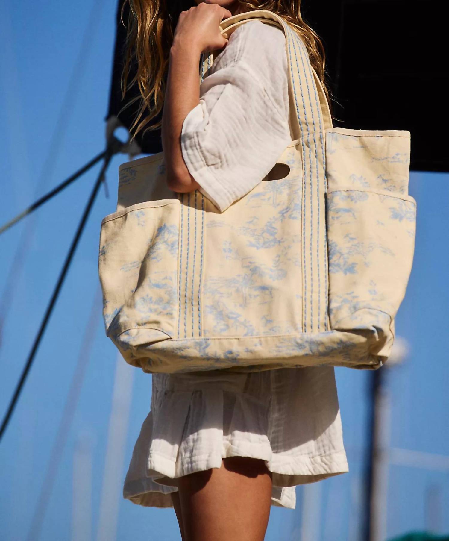 Free People - Women's Printed Caravan Tote Bag