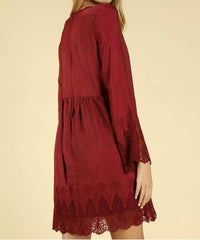 Honey Punch - Heaven's Touch Lace Dress