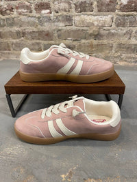 Jellypop - Women's Suede Sneakers