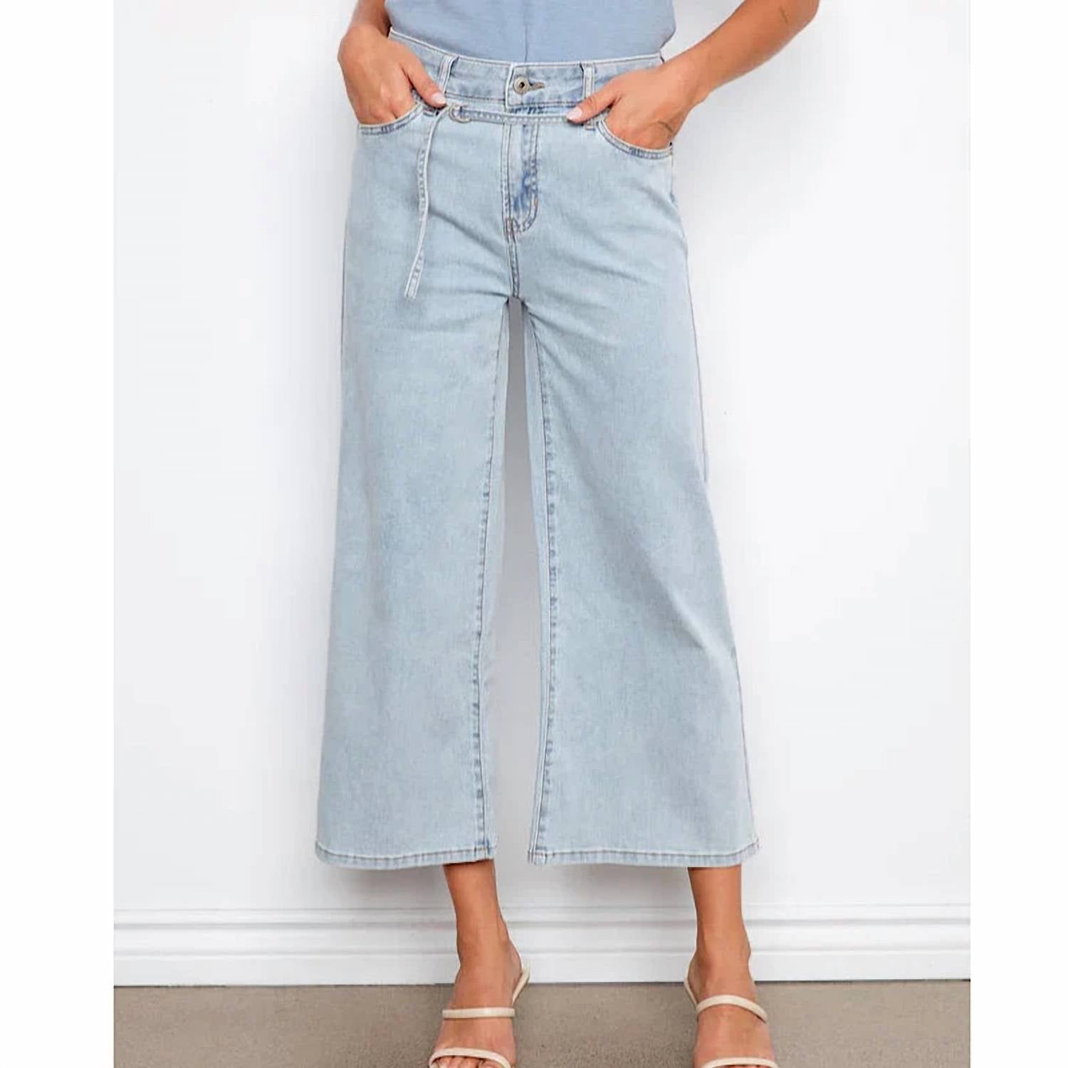 Charlie B - Women's Wide Leg Belted Stretch Denim Jean