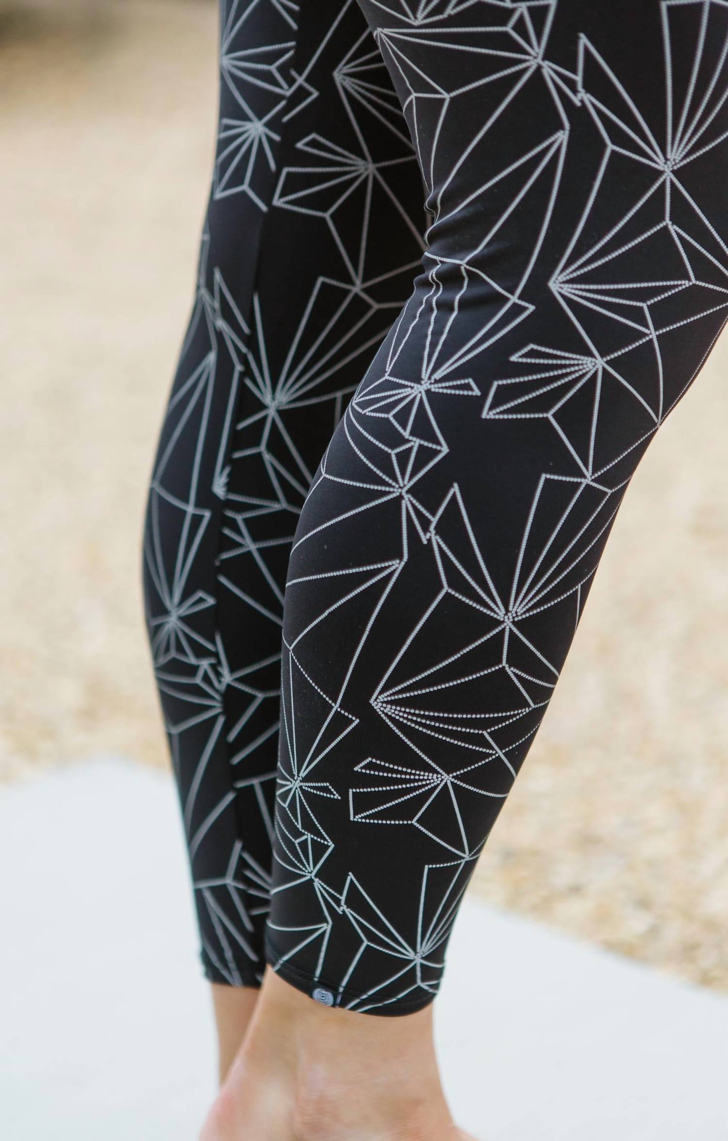 Onzie - High-Rise Basic Midi Legging