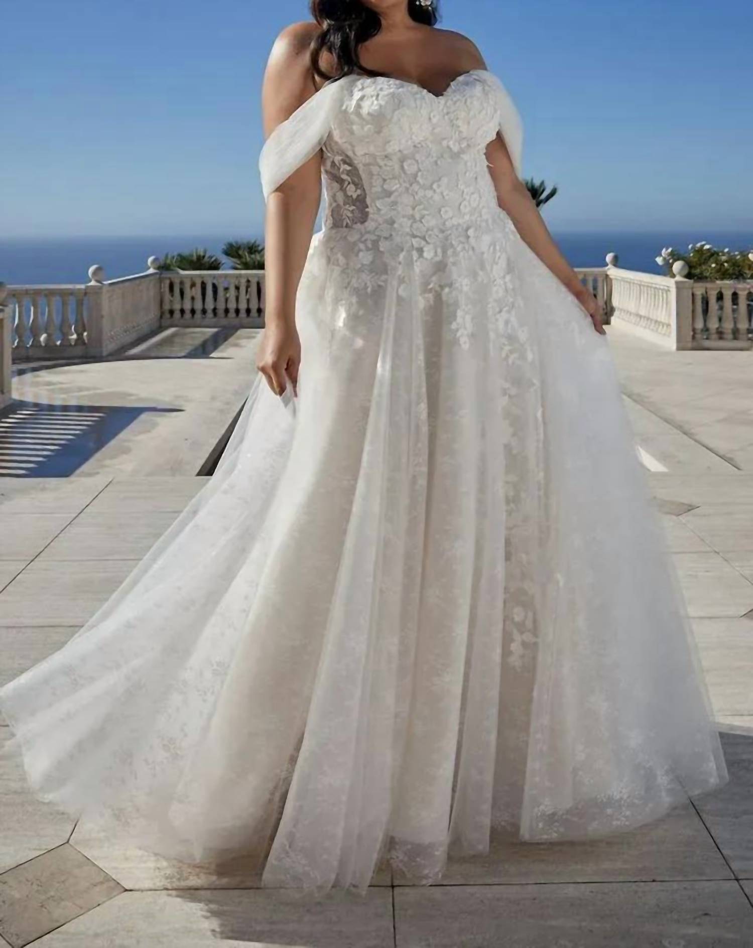 Casablanca - Mae Lace Wedding Dress