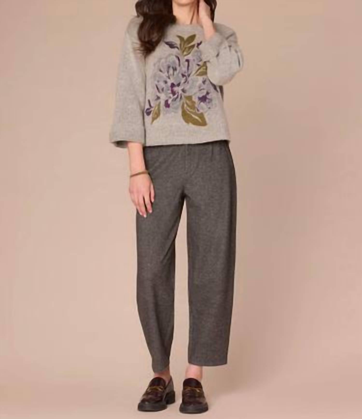 Democracy - Round Neck Floral Jacquard Plus Size Sweater
