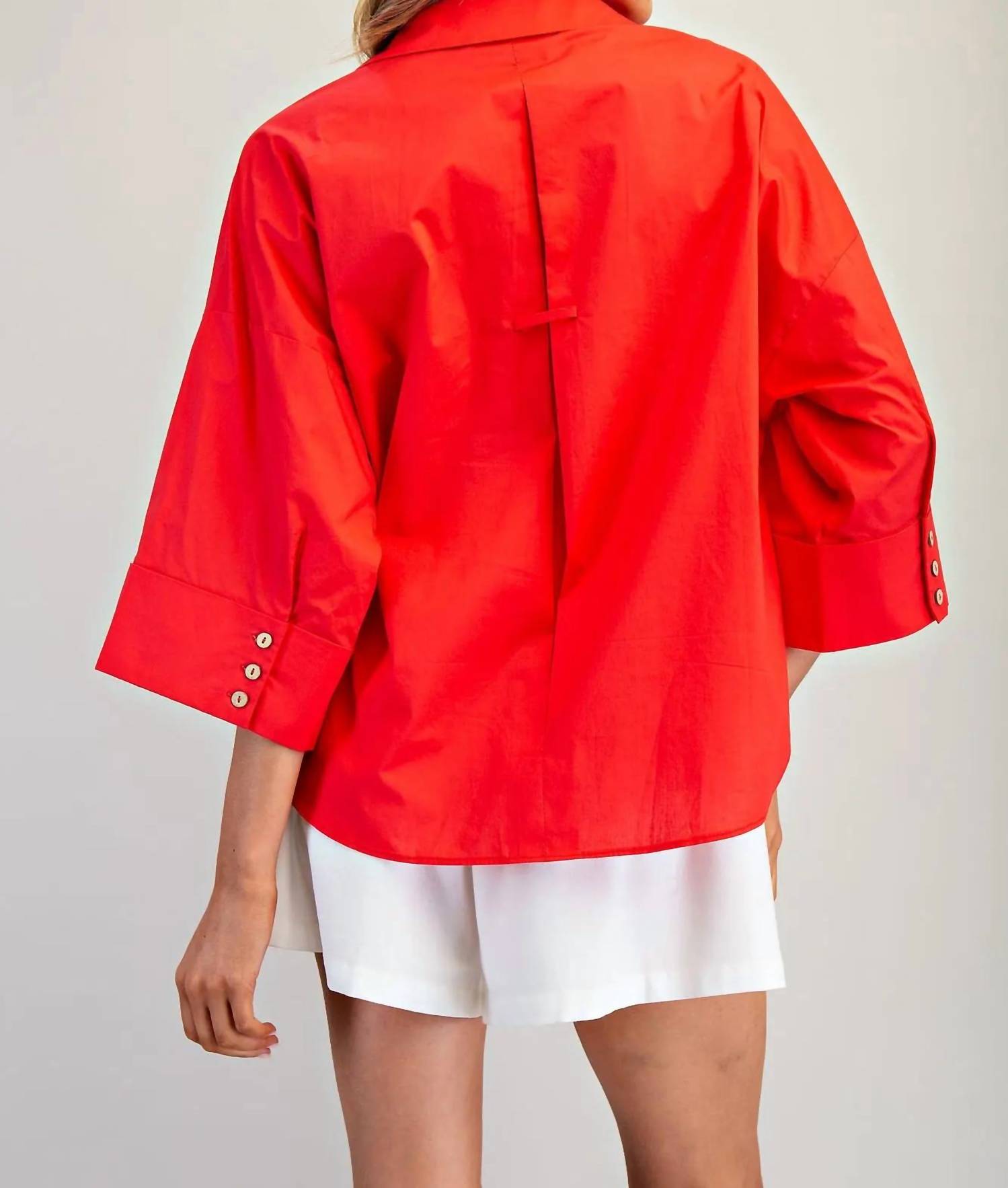 Ee:Some - Patty Pleat Back Blouse