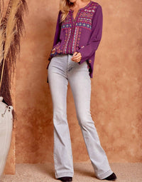 Andree By Unit - Split Neck Embroidered Top