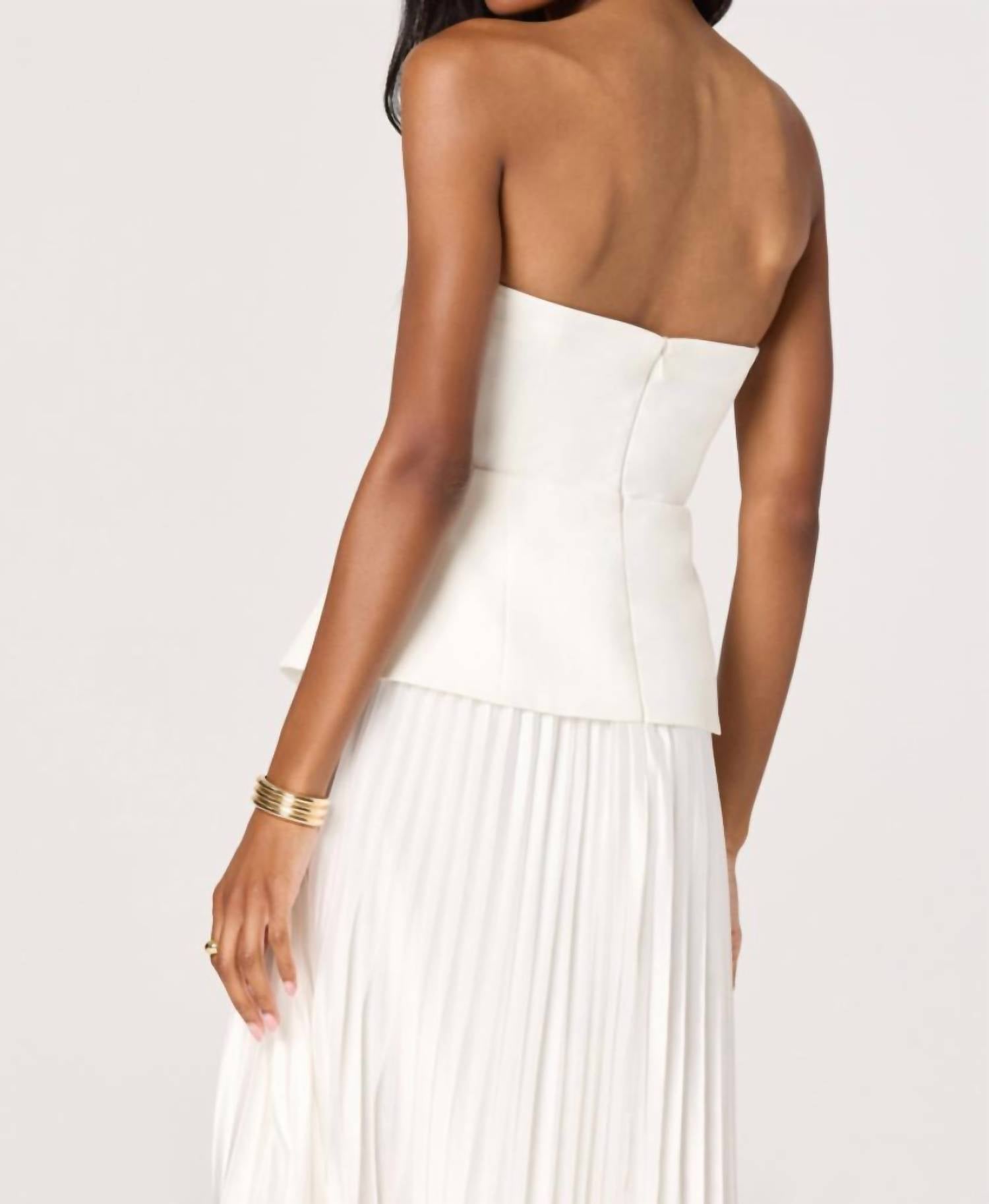 Astr - Aryana Pleated Dress