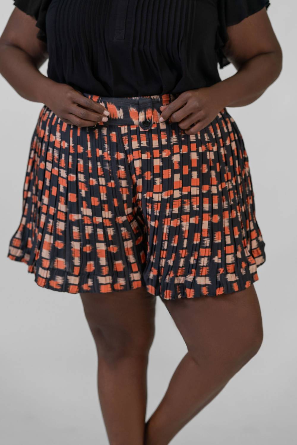 Verb - Flowy Check Short