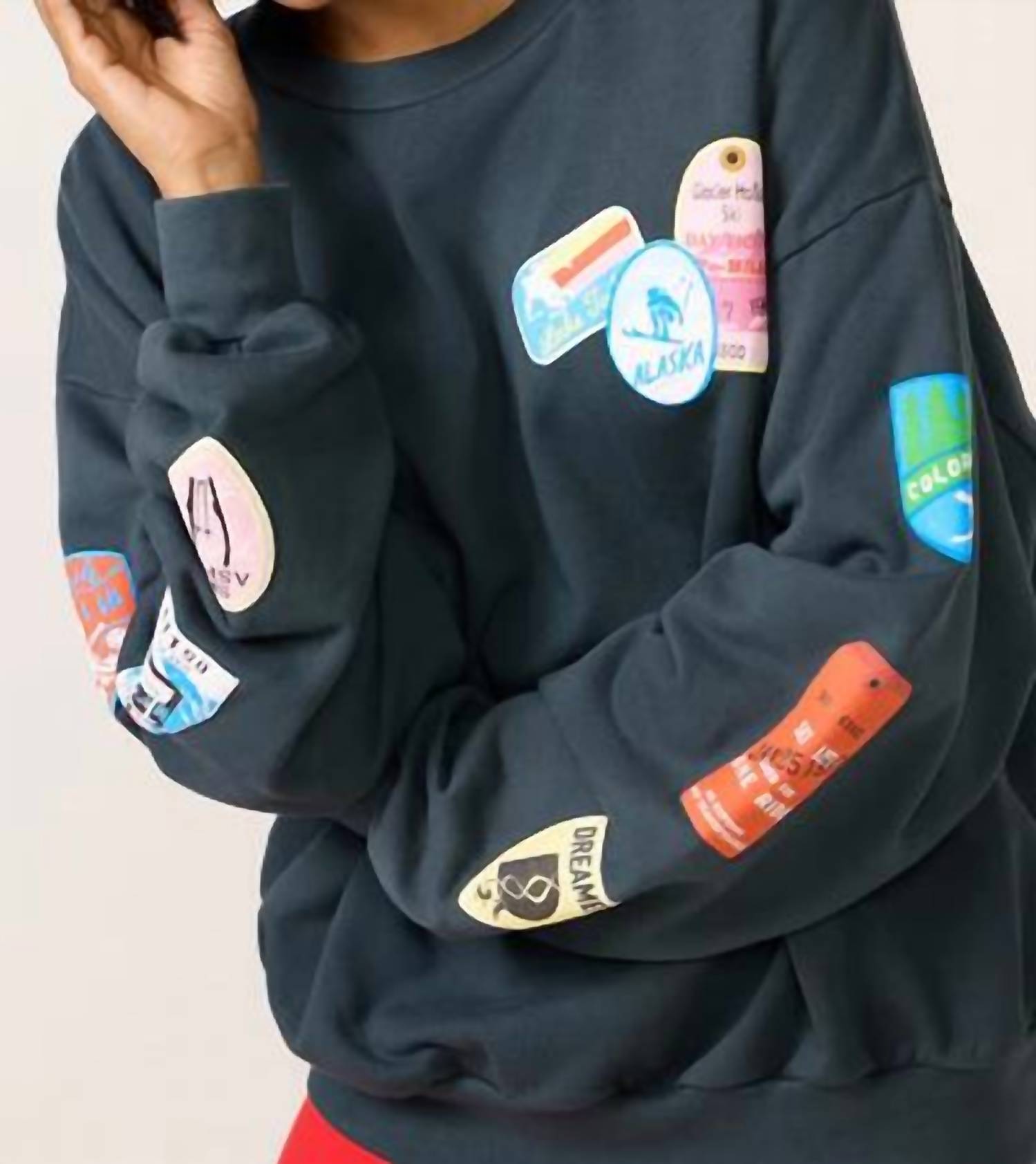 Daydreamer - Ski Pass & Patch Oversized Sweatshirt