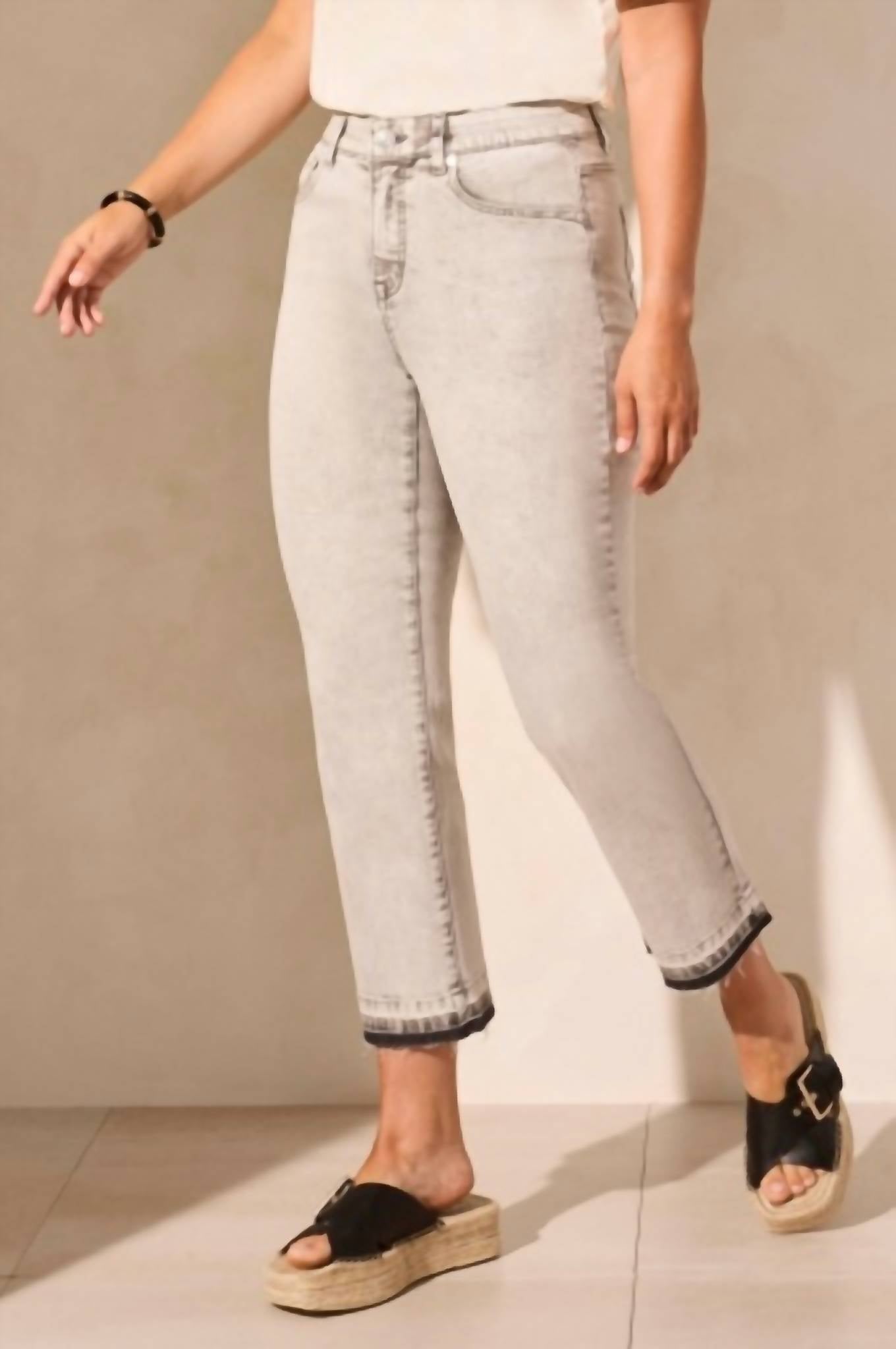 Tribal - Sophia Curvy Micro Flare Crop Pants