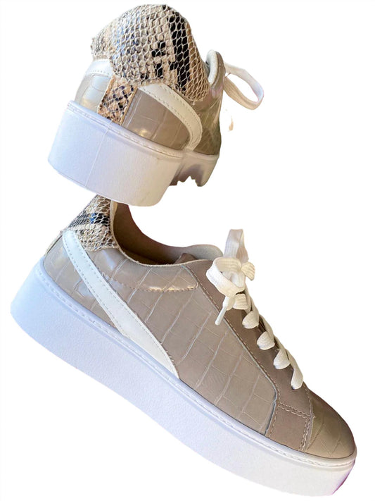 Qupid - Women's Lace Up Sneakers