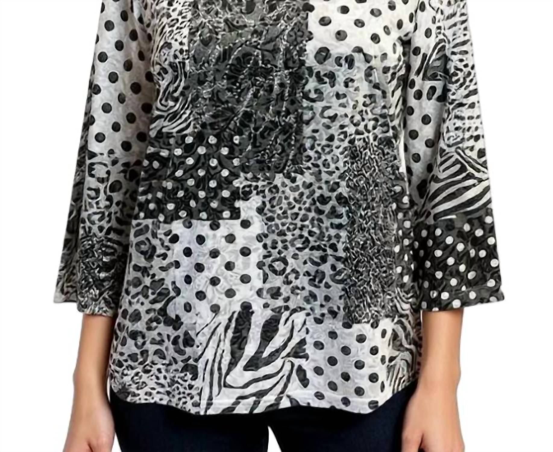 Lady Liberty Fashion 3/4 Sleeve Scoop Neck Multi Designs Top in black white - women's long sleeve top