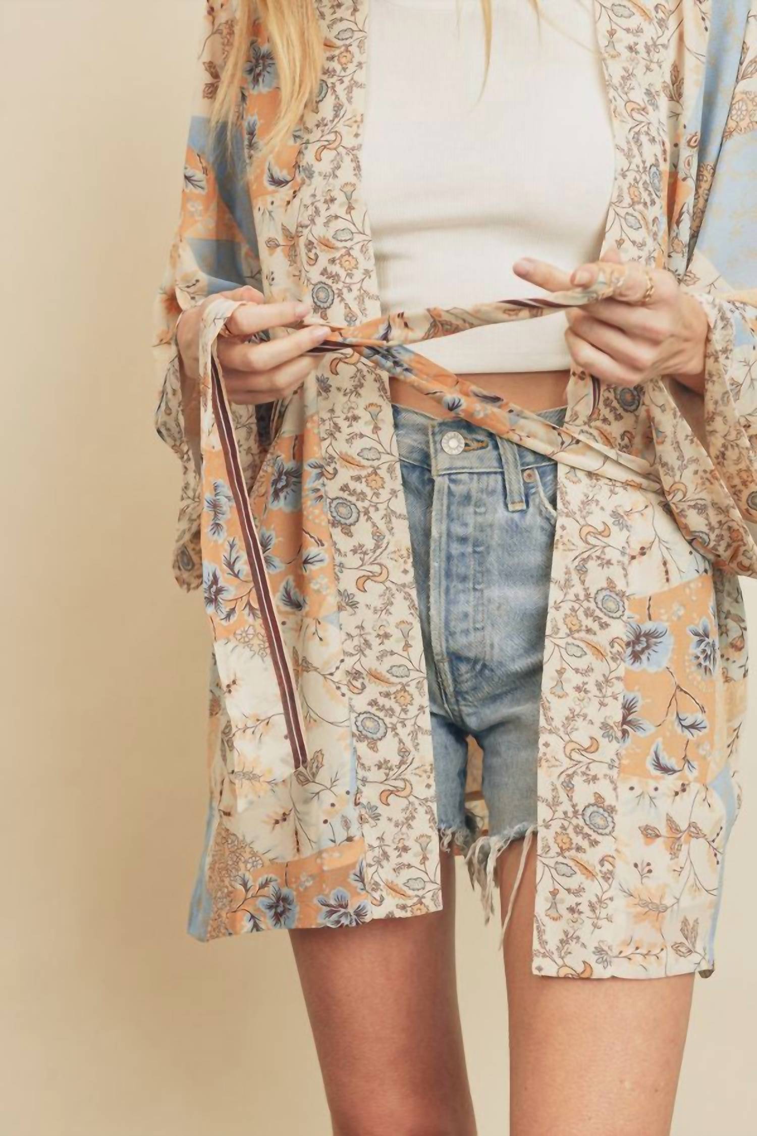 Dress Forum - Farrah Western Floral Kimono