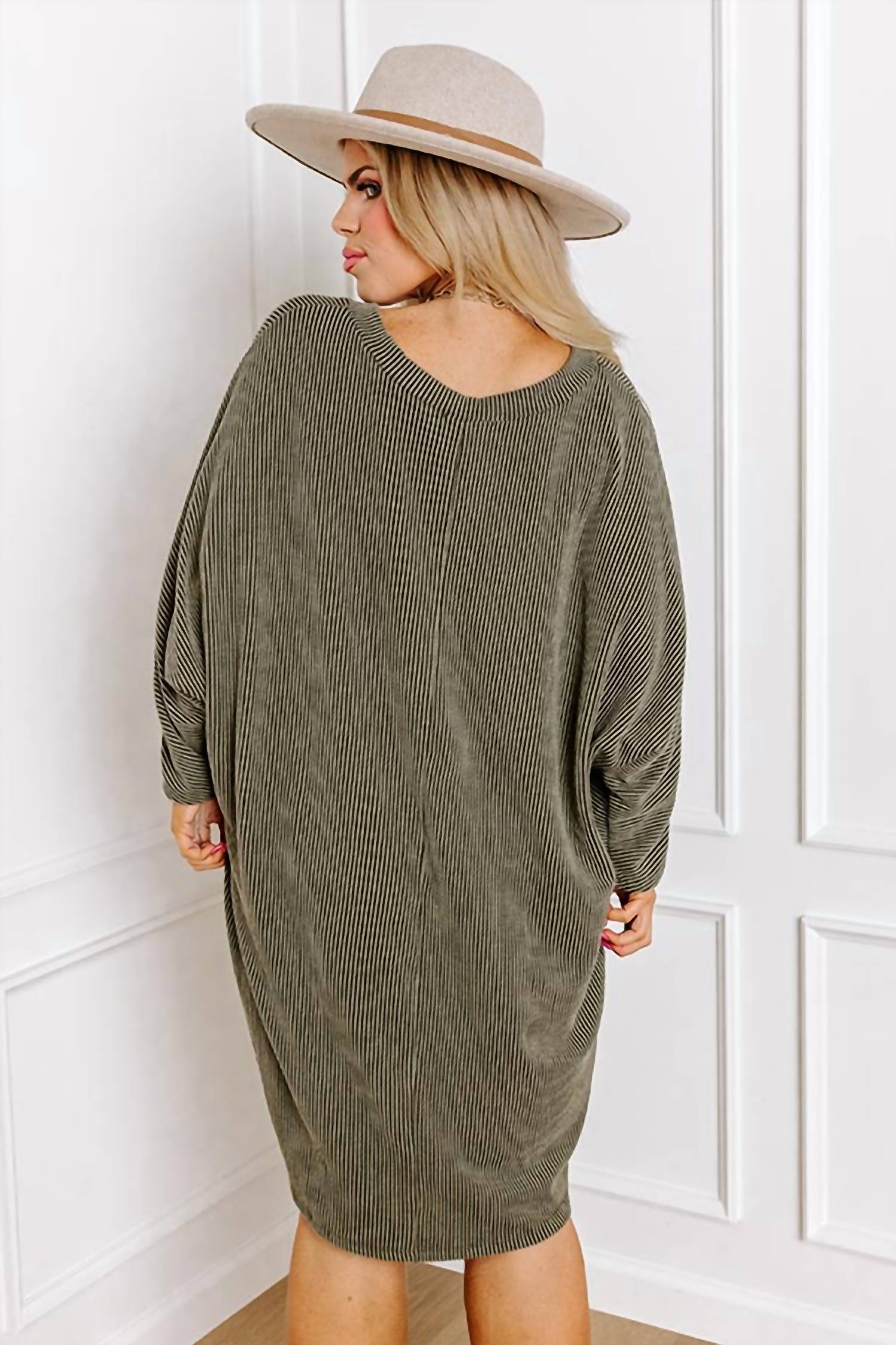 Entro - Casual Chats Shift Dress - Plus