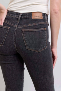 Judy Blue - Slim Tummy Control Jean