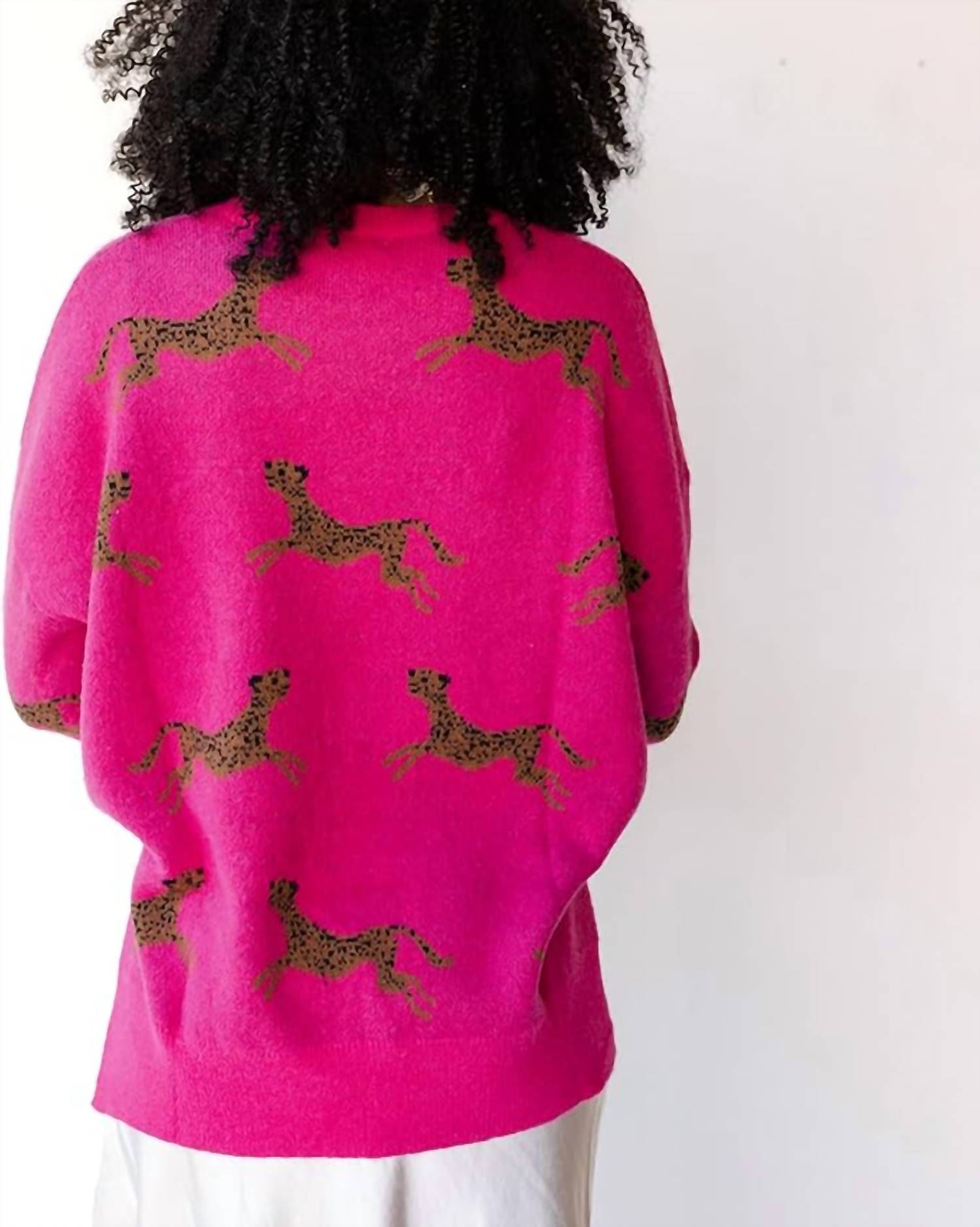 Easel - Long Sleeve Cheetah Patterned Knitted Sweater