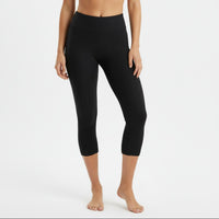 BBrazil Clothing Pyramid Weave Jacquard Capri Leggings in black - women's pants