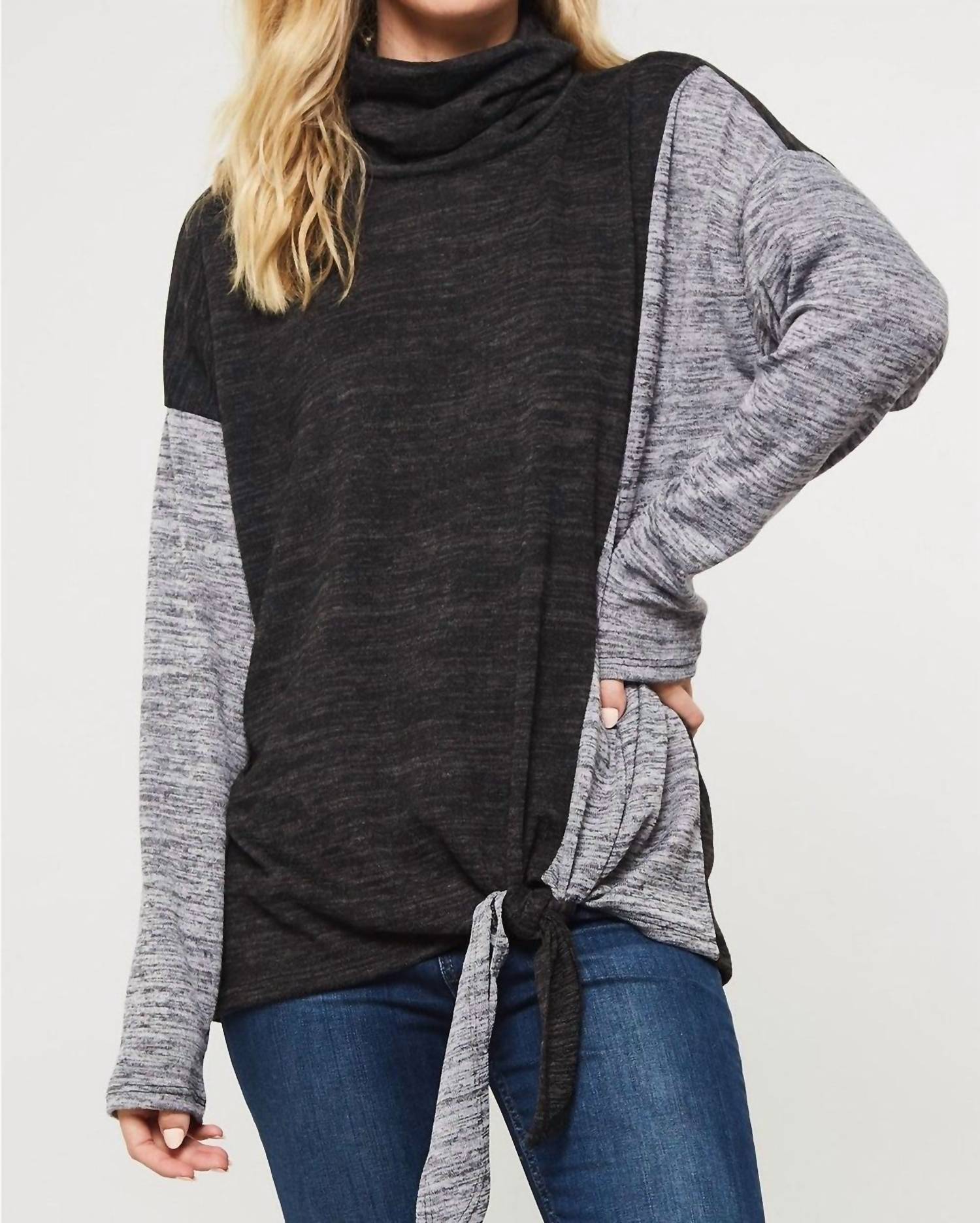 Promesa - Color Block Knit Top