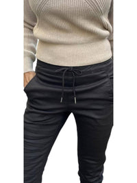 BEVY FLOG Shely Pants in brown - women's pants - detail view