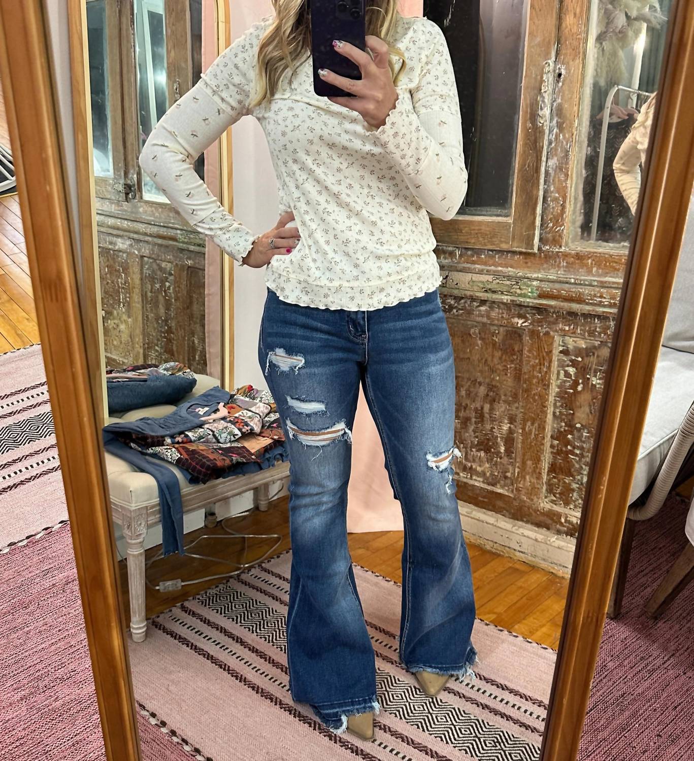 Lovervet - High Rise Distressed Flare Jeans