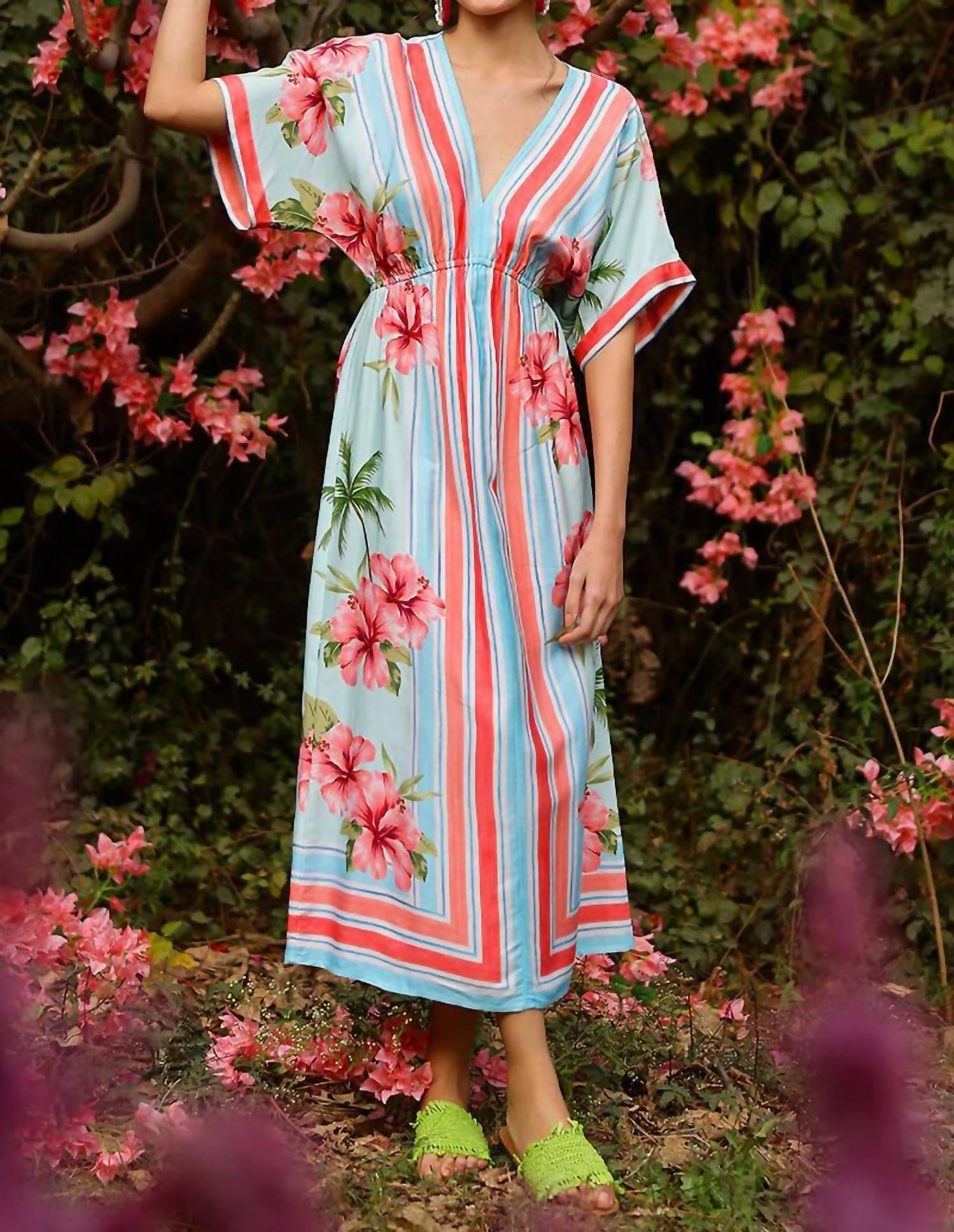 America & Beyond - Short Sleeves Midi Dress