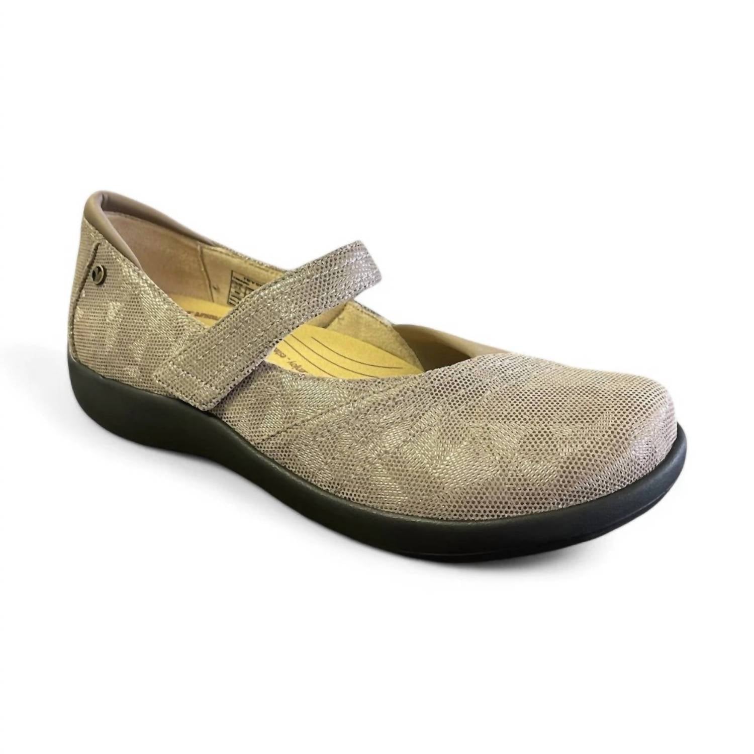 Revere - Women's Timaru Mary Jane Shoes