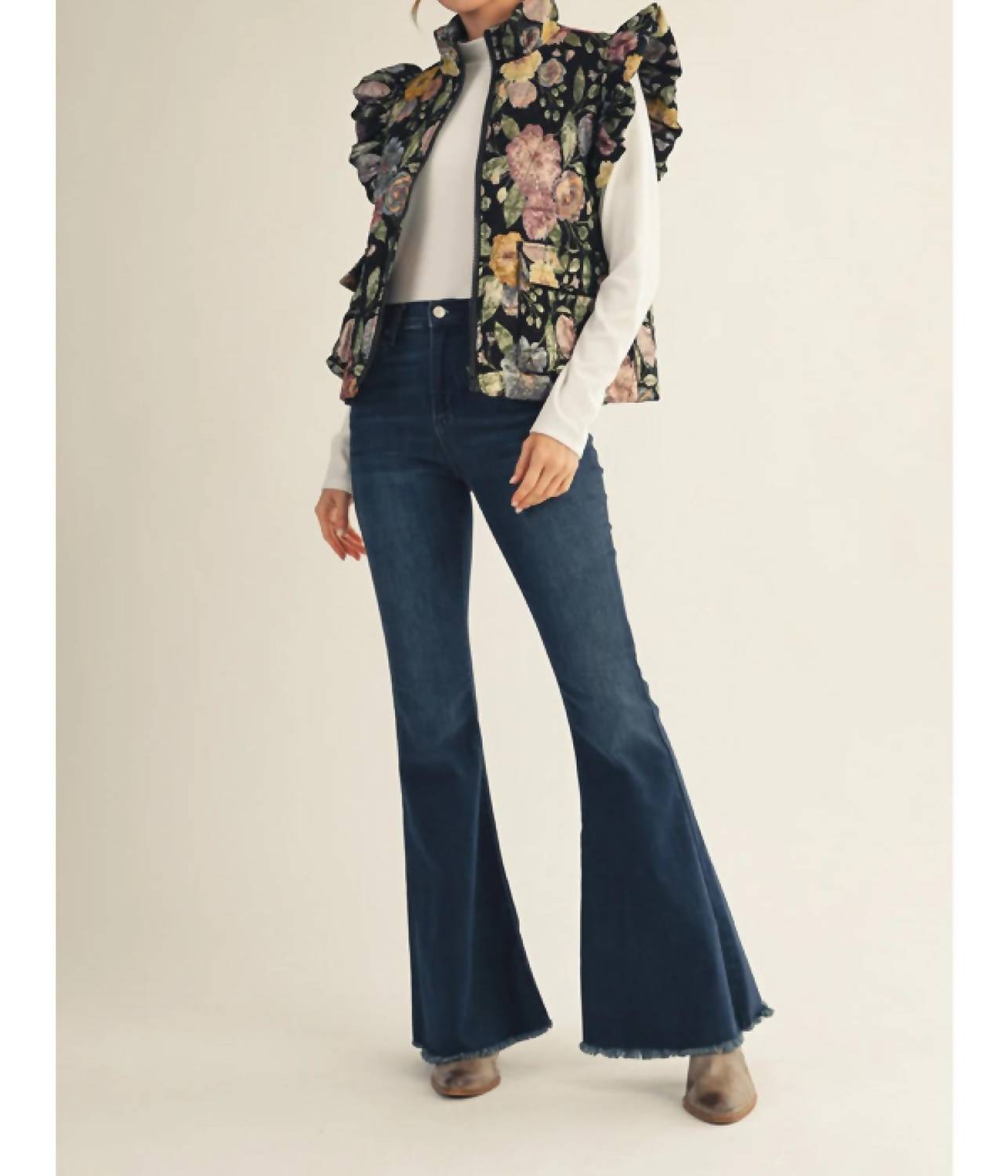 Jodifl - Jacquard Vest with Metallic Accents