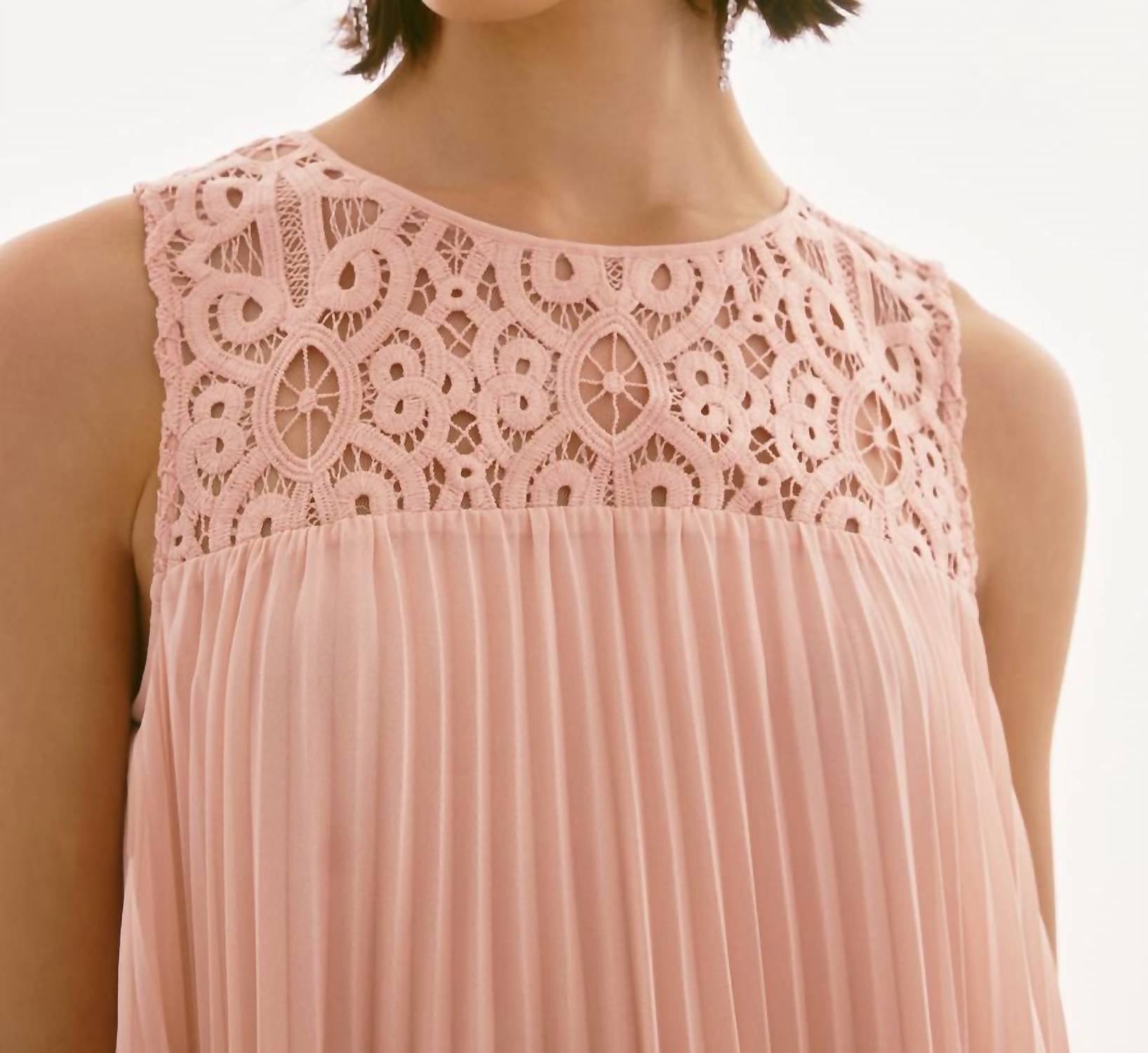 Joseph Ribkoff - Chiffon & Lace Sleeveless Pleated Dress
