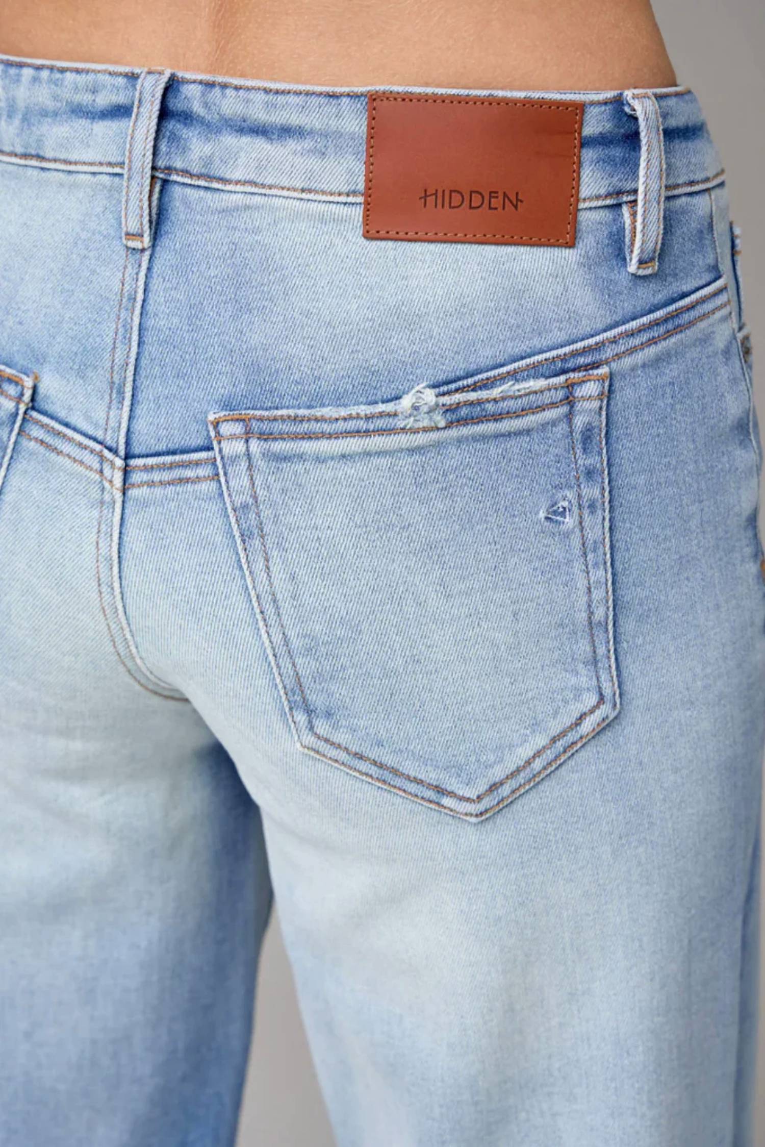 Hidden - Nori Mid Rise Wide Leg Jean
