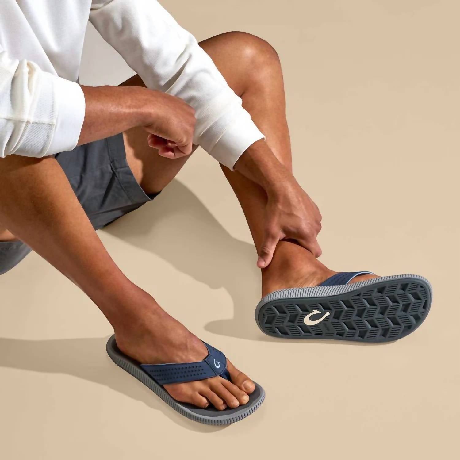 Olukai - Men's Ulele Flip Flops Beach Sandal