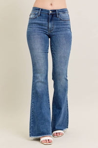 Judy Blue - Mid Rise Vintage Wash Flare Jeans With Distressed And Fray Hem