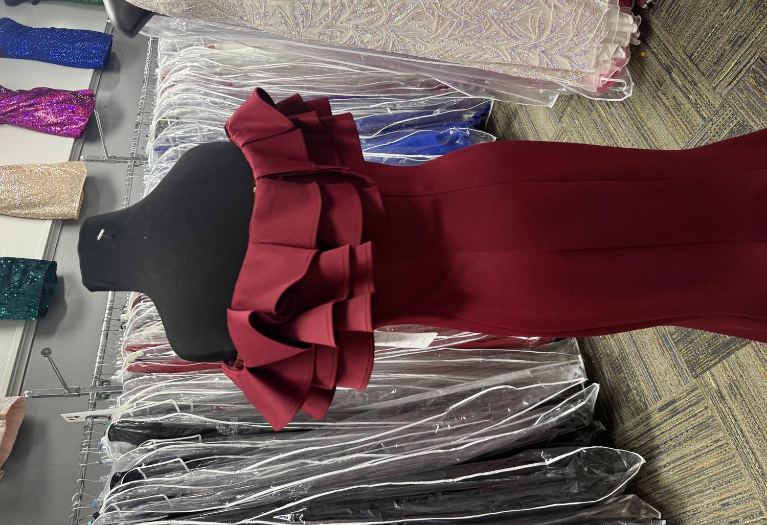 Ellie Wilde - Women's Off Shoulder Formal Dress