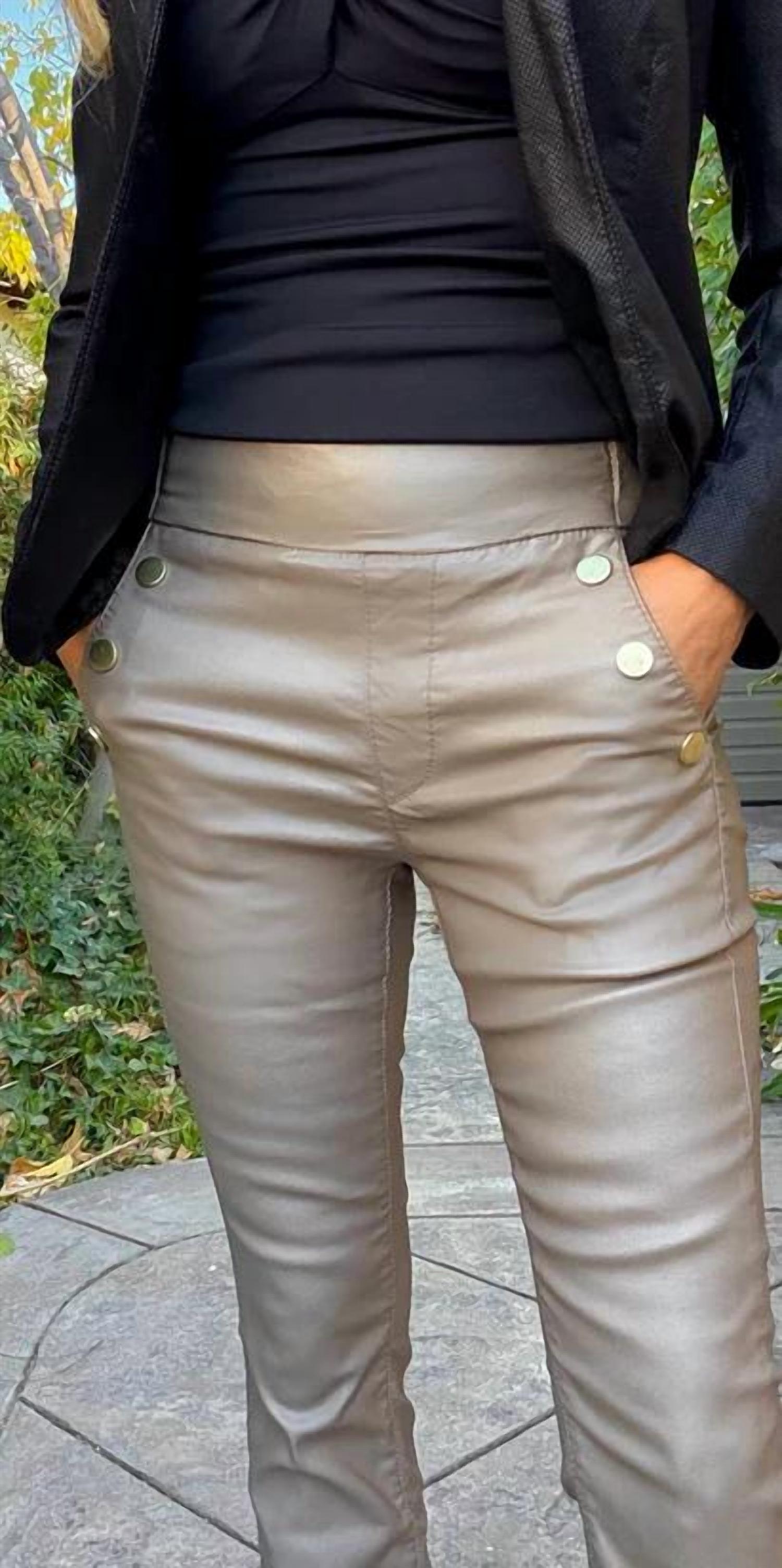 Bevy Flog - Sofia Cropped Pant